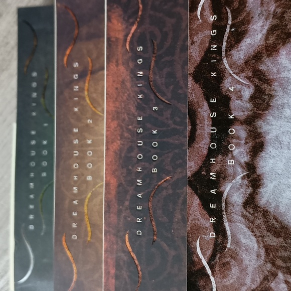 Robert Liparulo series Scholastic book bundle - Picture 6 of 6